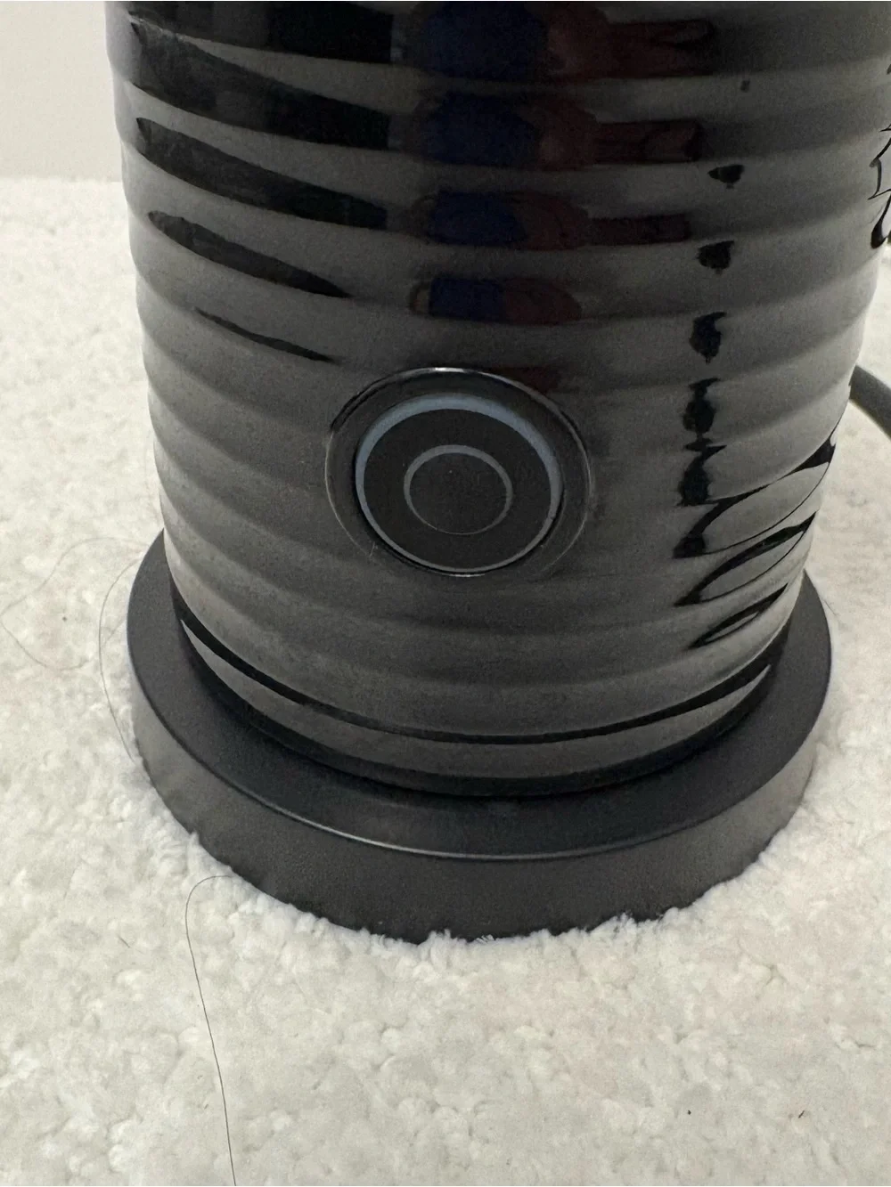 Nespresso Aeroccino 3 Milk Frother Hot & Cold Black Steel Cappucino Latte